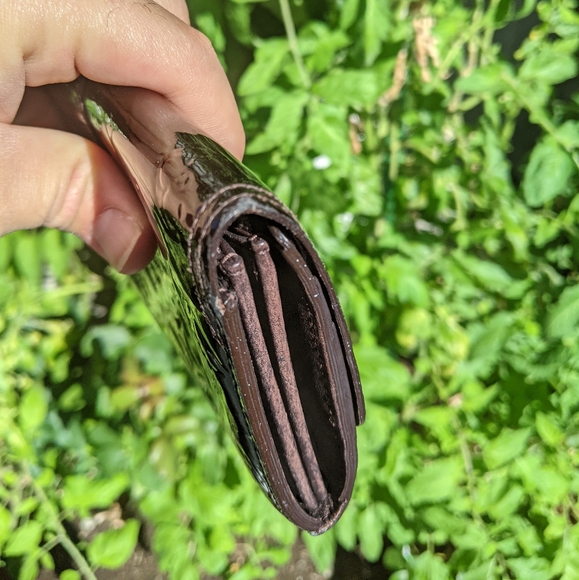 Louis Vuitton Monogram Vernis VALLET - Picture 7 of 13